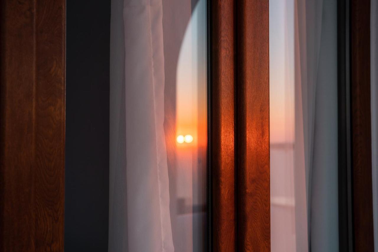 Leon Luxury Suites Imerovigli  Exterior foto
