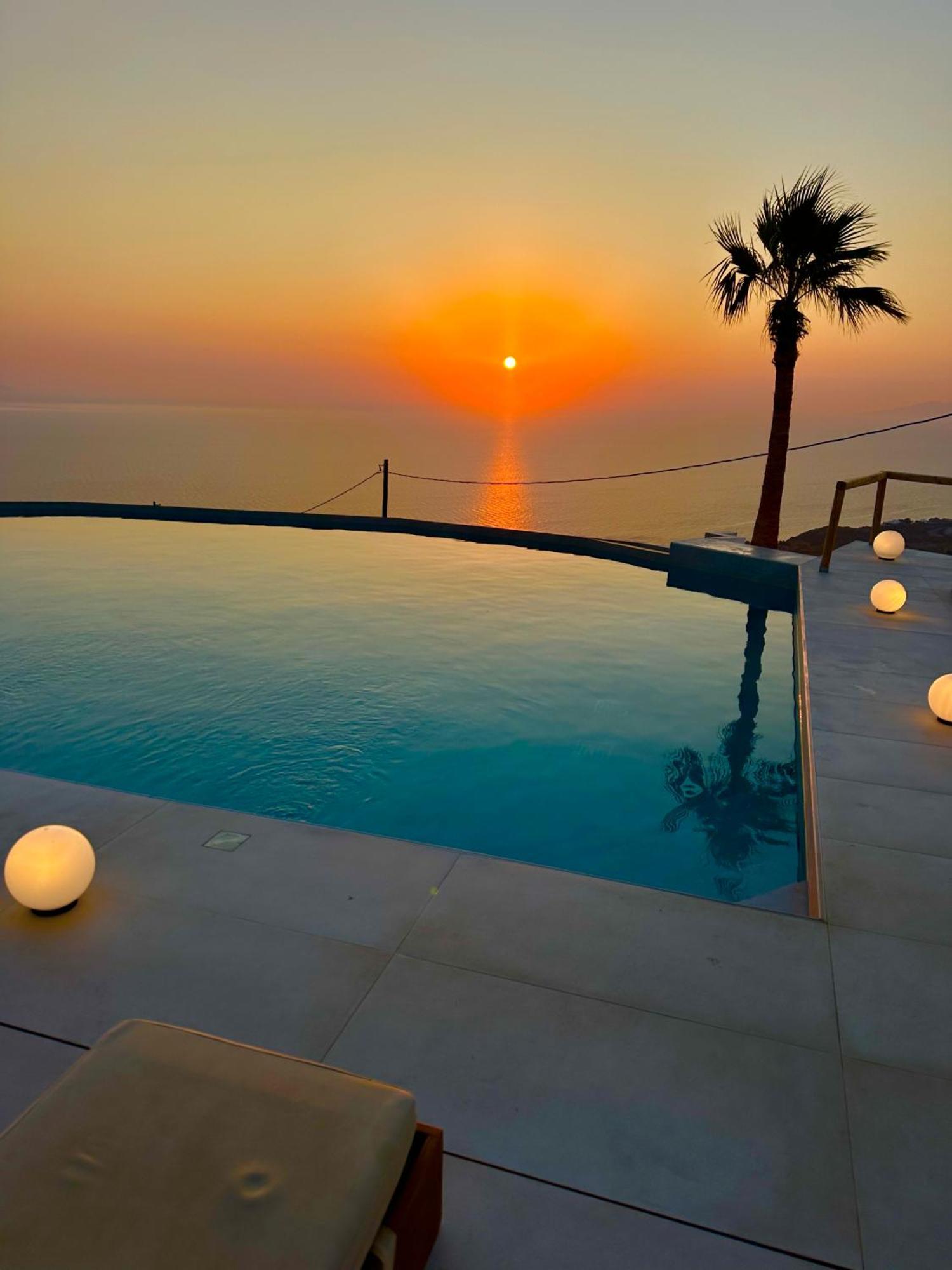 Leon Luxury Suites Imerovigli  Exterior foto
