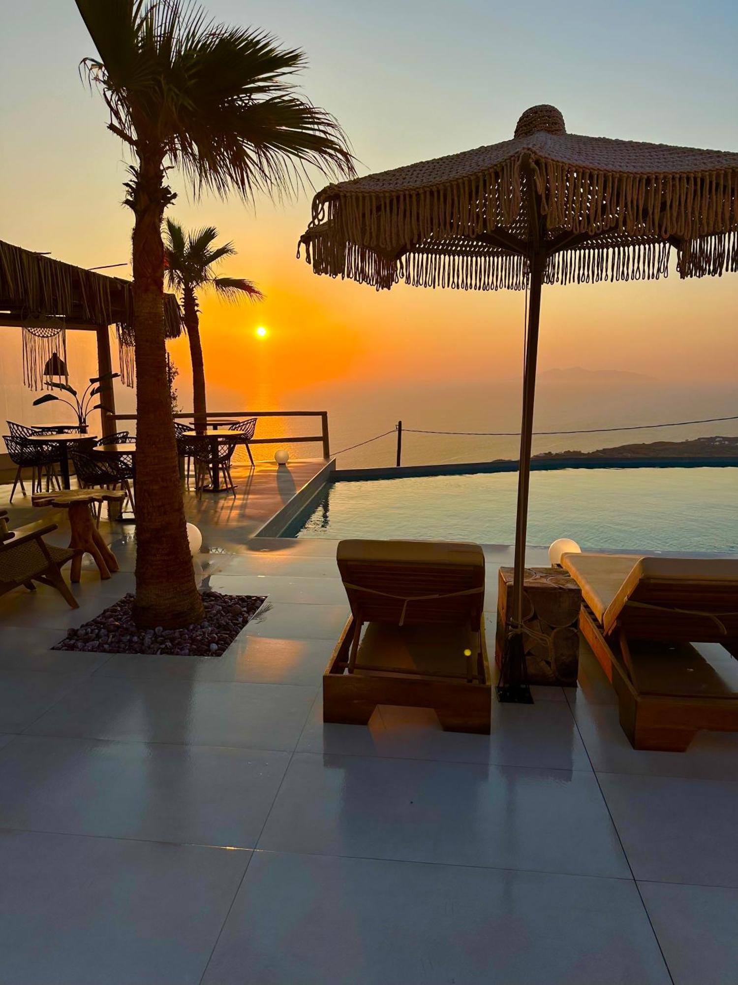 Leon Luxury Suites Imerovigli  Exterior foto
